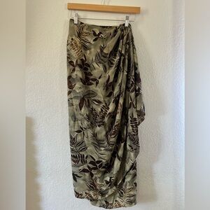 Floral vintage 100% silk  Print Wrap j peterman